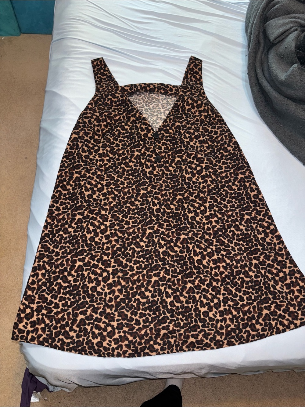 Leopard Print Sleeveless V-Neck Dress